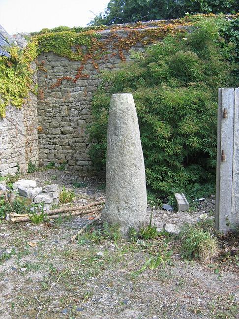 loctudy - St&egrave;les de Kerizec